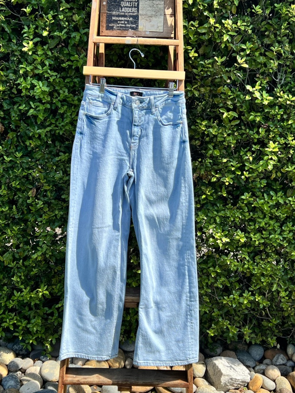Quince Bella Stretch Relaxed Straight Jeans Cool Blue Size 28 $50 MSRP